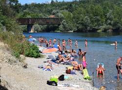 La spiaggia di Oleggio sul fiume Ticino