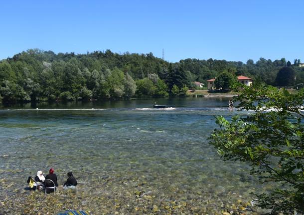 La spiaggia di Oleggio sul fiume Ticino