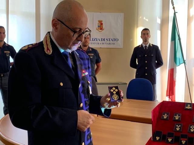 nuovi gradi polizia