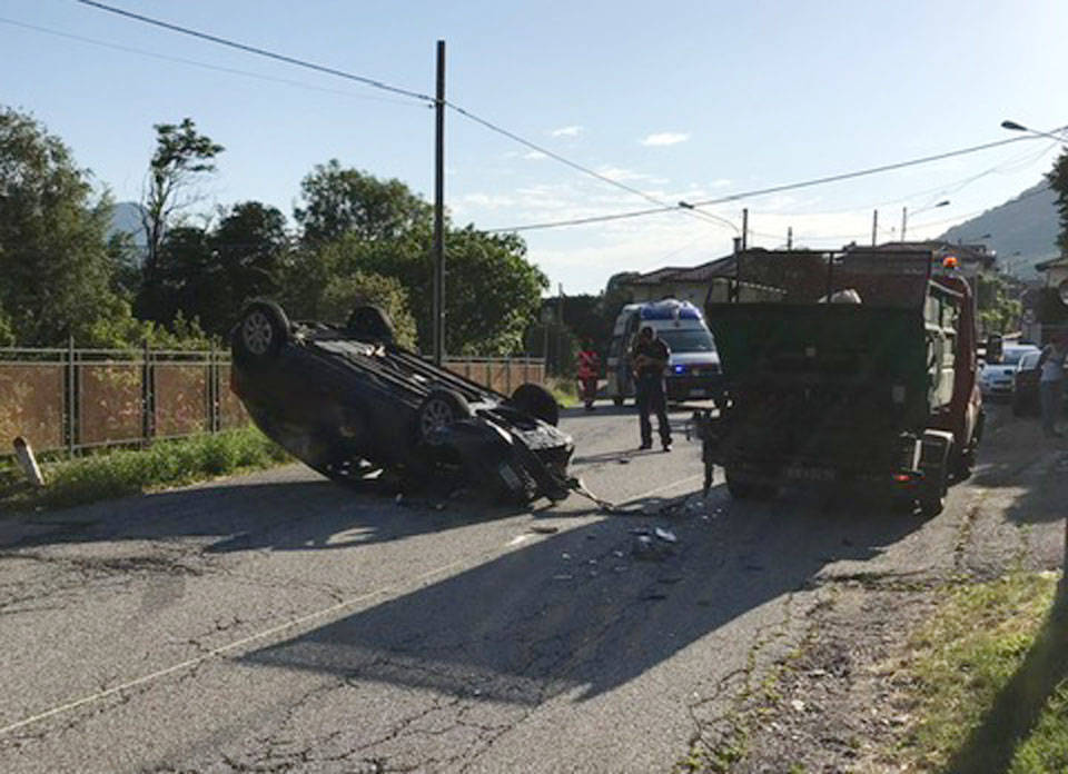 Orino: un'altra auto ribaltata
