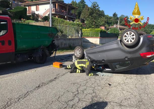 Orino: un’altra auto ribaltata