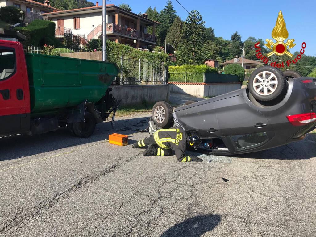 Orino: un'altra auto ribaltata