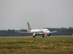 Primo giorno di voli da Linate a Malpensa 