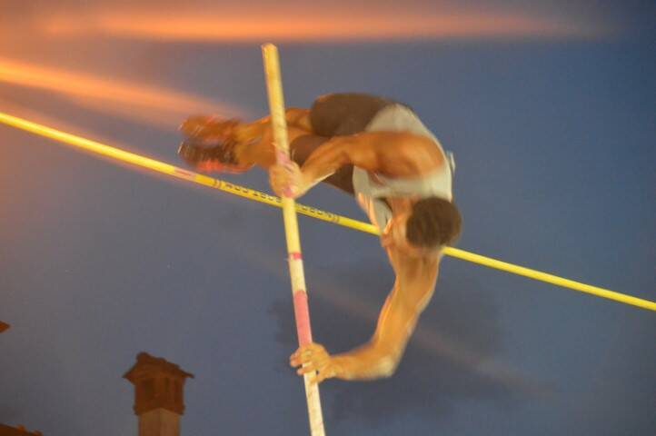 salto con l asta nerviano  13 