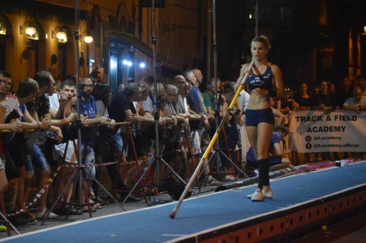 salto con l asta nerviano  32 