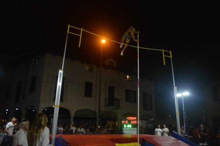 salto con l asta nerviano  38 