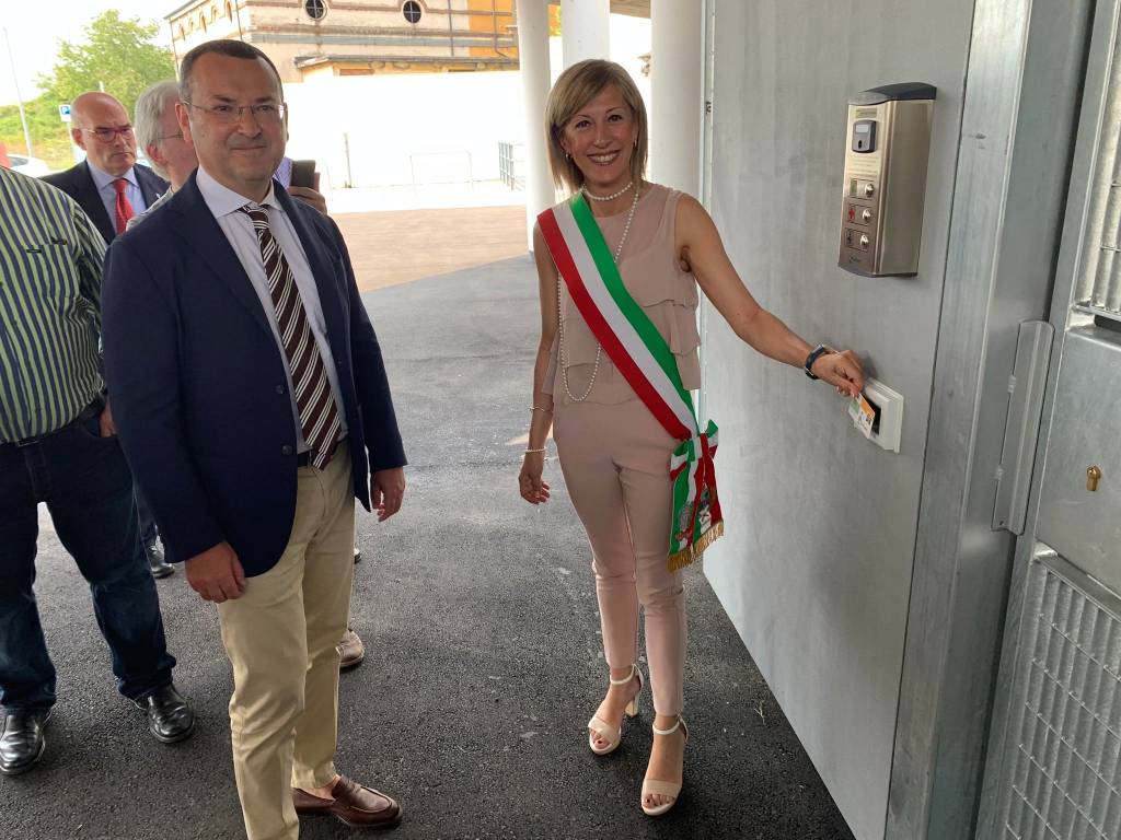 velostazione castellanza stazione ferrovie nord