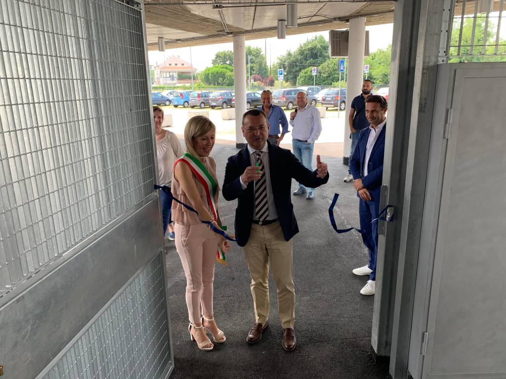 velostazione castellanza stazione ferrovie nord