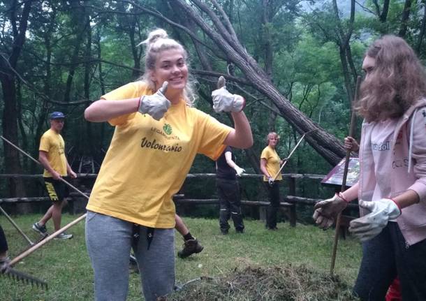 Giovani da tutto il mondo per ripulire la montagna ferita