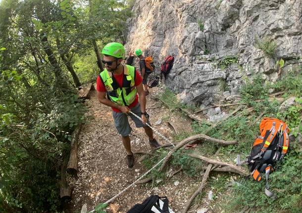 Il sabato di lavoro del soccorso alpino