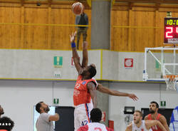 Amichevole a Bormio: Openjobmetis - Efes 66-77