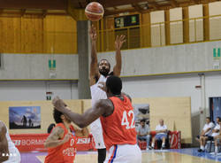 Amichevole a Bormio: Openjobmetis - Efes 66-77