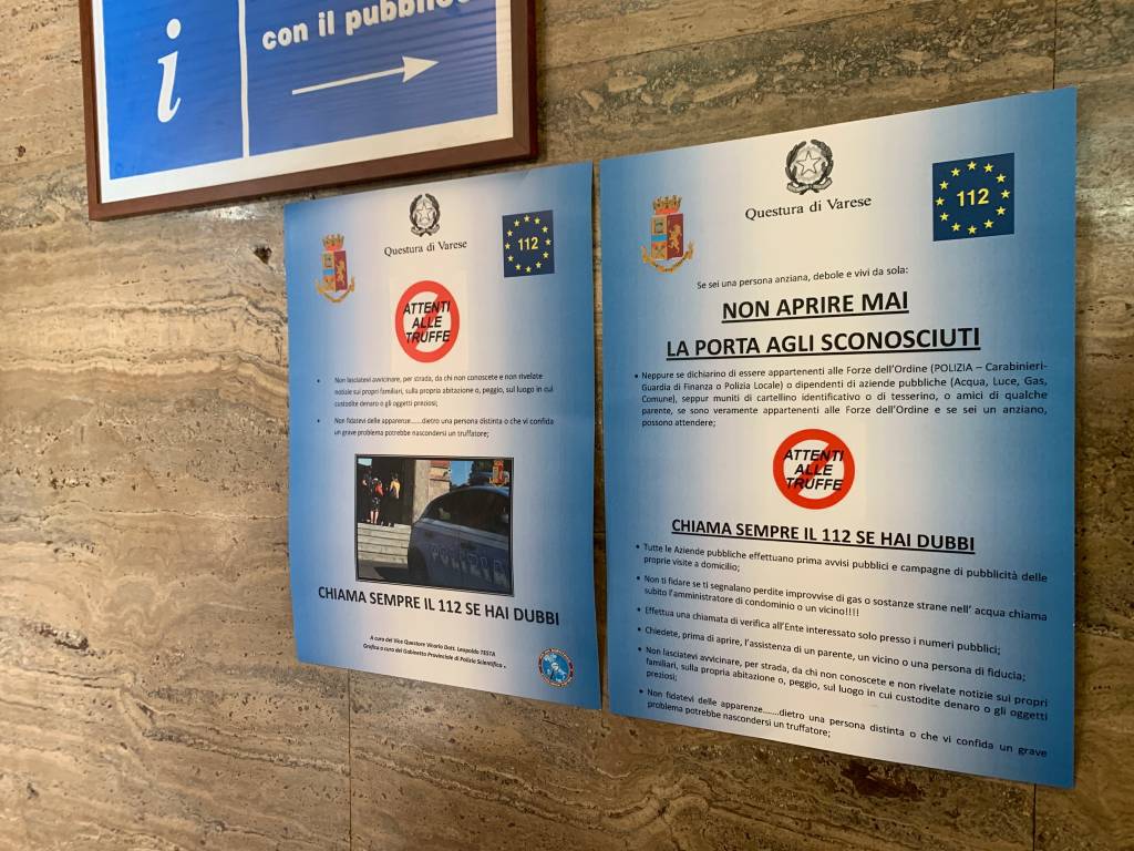 I cartelli "anti-truffa" della polizia