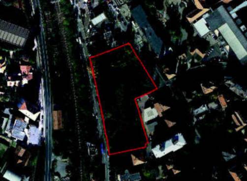 Una Rsa e un parcheggio multipiano davanti alla vecchia entrata dell'ospedale di Circolo