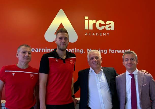 Basket presentazione Siim Sander Vene