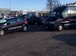 carabinieri campo nomadi via bienate