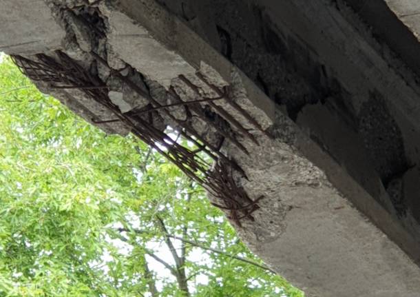 Ponte deteriorato sulla Sp1