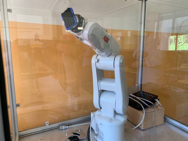 All\'Isis di Moncucco la nuova aula di \"sistemi\"