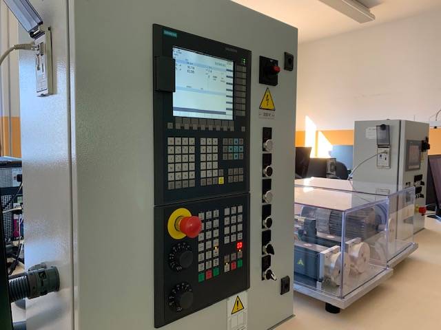 All\'Isis di Moncucco la nuova aula di \"sistemi\"