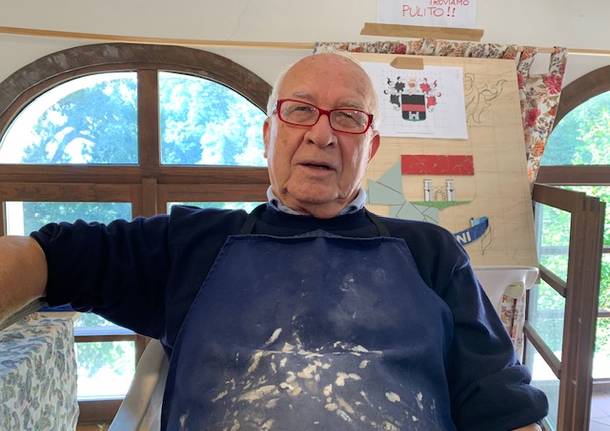 La scuola di mosaico nella sacrestia della chiesa