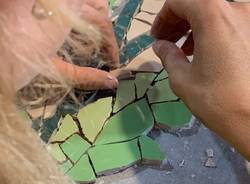 La scuola di mosaico nella sacrestia della chiesa