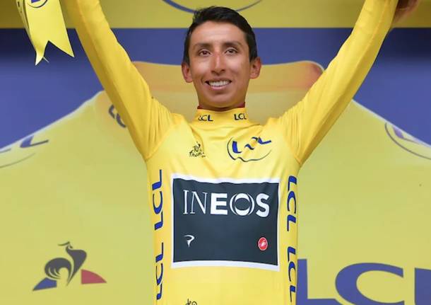 ciclismo egan bernal maglia gialla tour de france