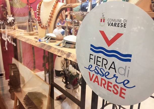 Il "fuori fiera" di Varese in galleria Manzoni