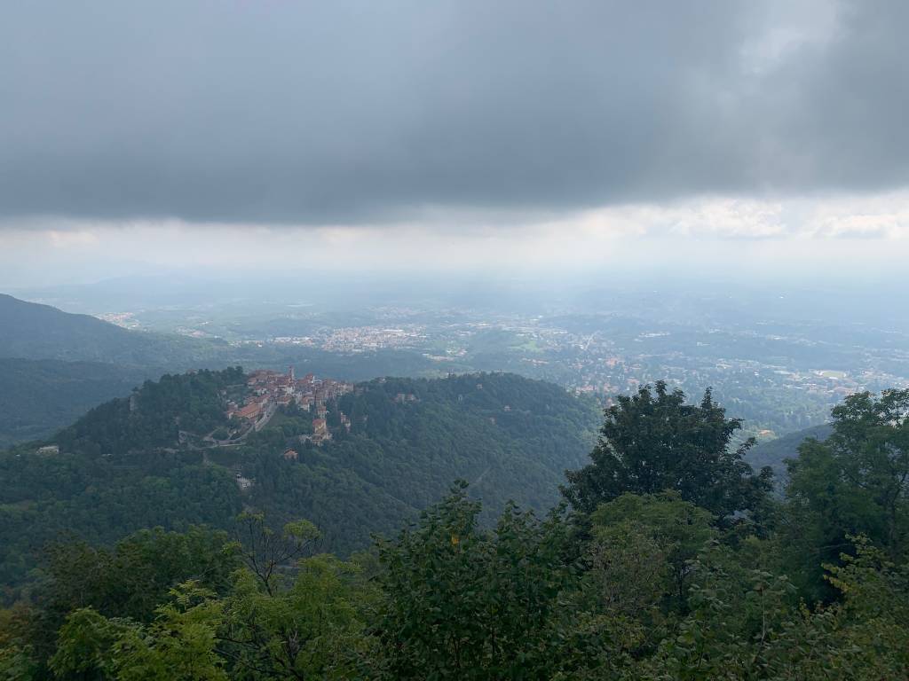 La scala nel cielo del Campo dei Fiori