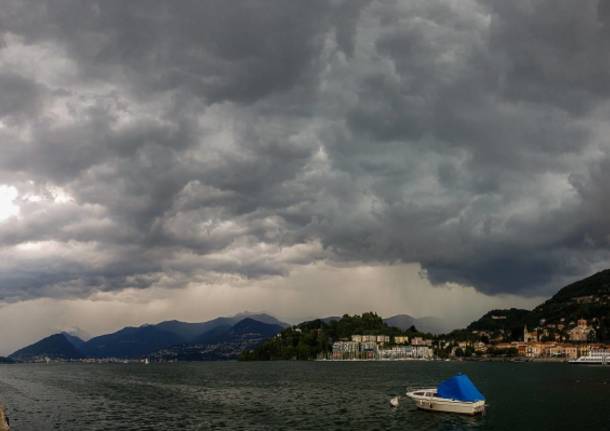 Natura maltempo spettacolo (foto di Franco Aresi)