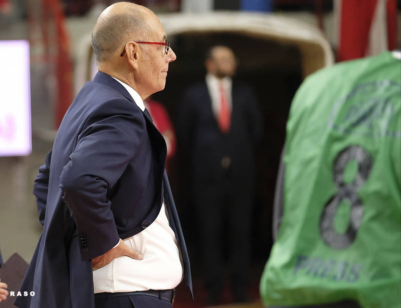 pallacanestro varese basket