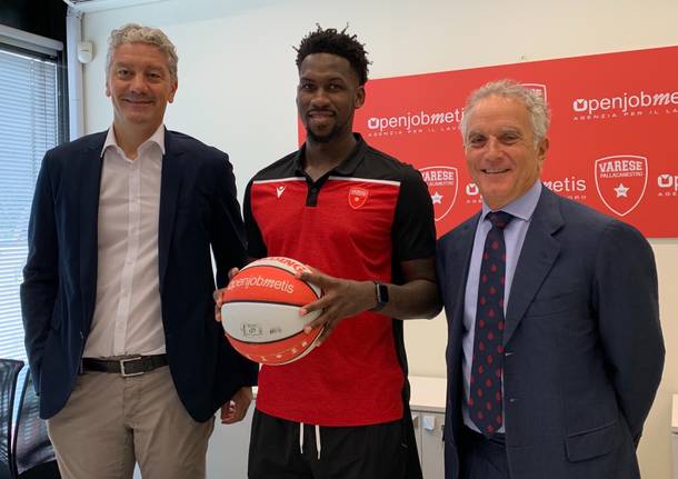 Presentazione LJ Peak Pallacanestro Varese