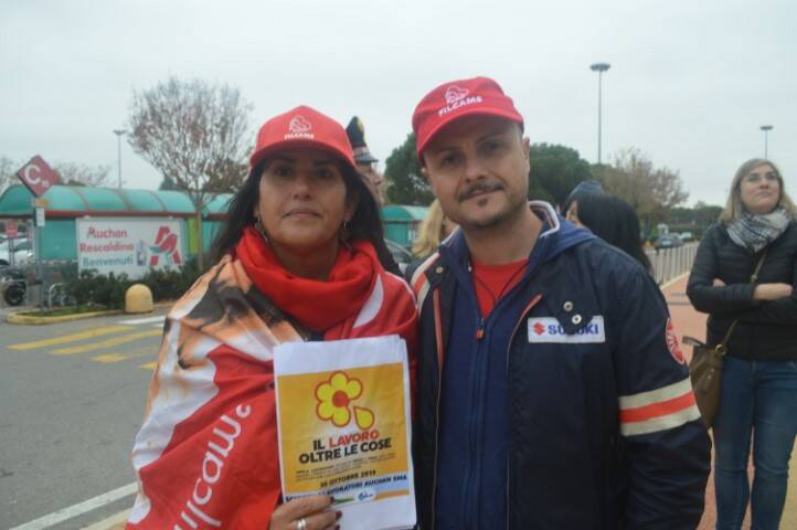 auchan conad sciopero rescaldina san vittore olona nerviano  3 