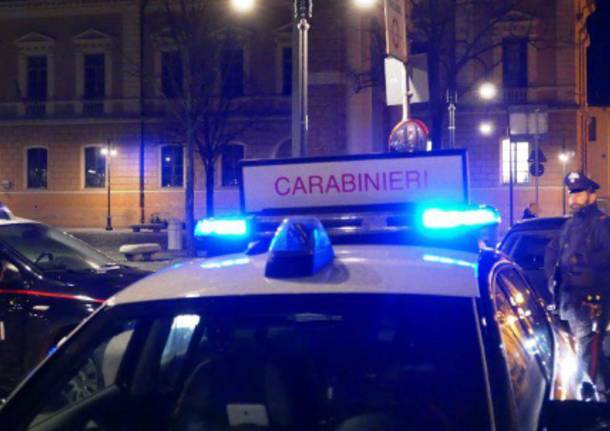 carabinieri busto arsizio notte