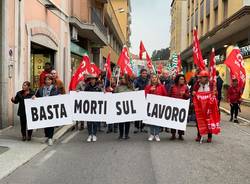 Fiaccolata per i morti sul lavoro