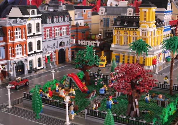 Città e opere d'arte create con un milione di mattoncini LEGO®