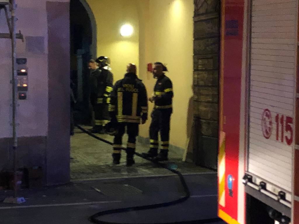 Incendio ad una mansarda in Piazza Garibaldi 