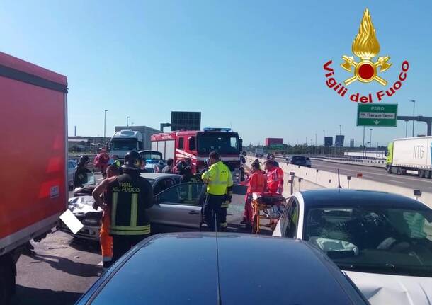 Contromano sulla autostrada A4 Torino-Milano, quattro morti