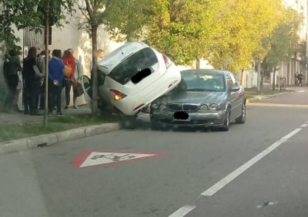 incidente busto arsizio