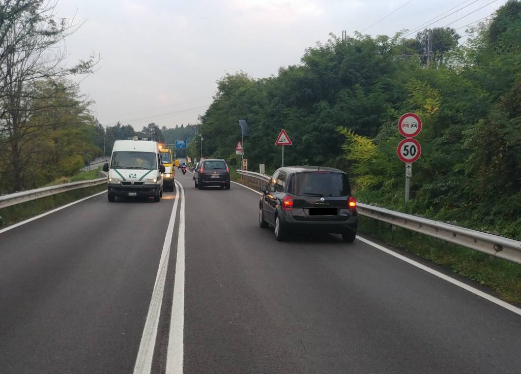 Incidente raccordo autostradale varese - foto di oscar ferrera