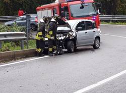 Incidente sulla strada statale 233