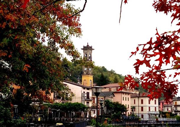 L'autunno incornicia Porto Ceresio - foto di Alessia Aurecchia