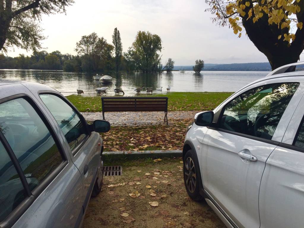 Lago Maggiore piena Angera