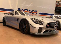 mercedes amg gt4 nova race