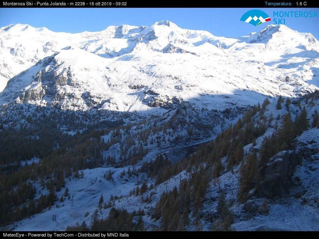 Risveglio con la neve in montagna 16 ottobre 2019