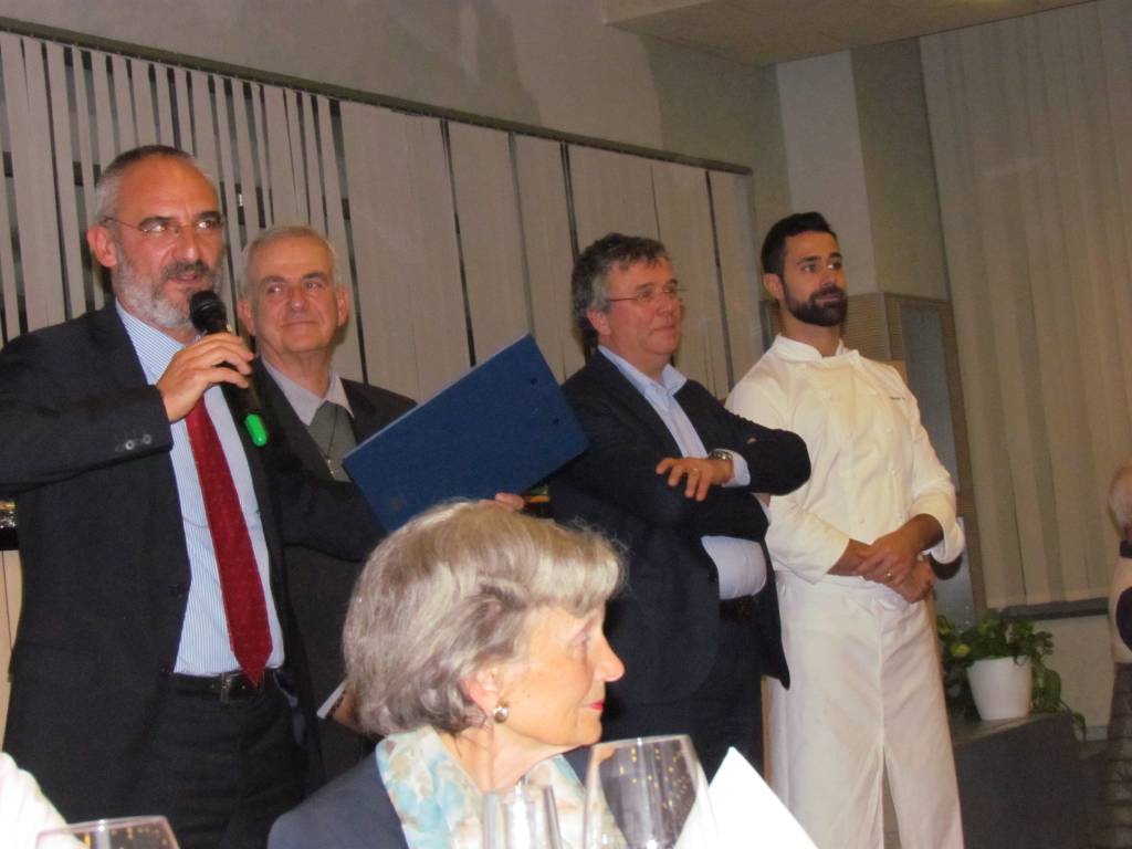 Una serata con Roberto Valbuzzi nel nome di Don Vittorione