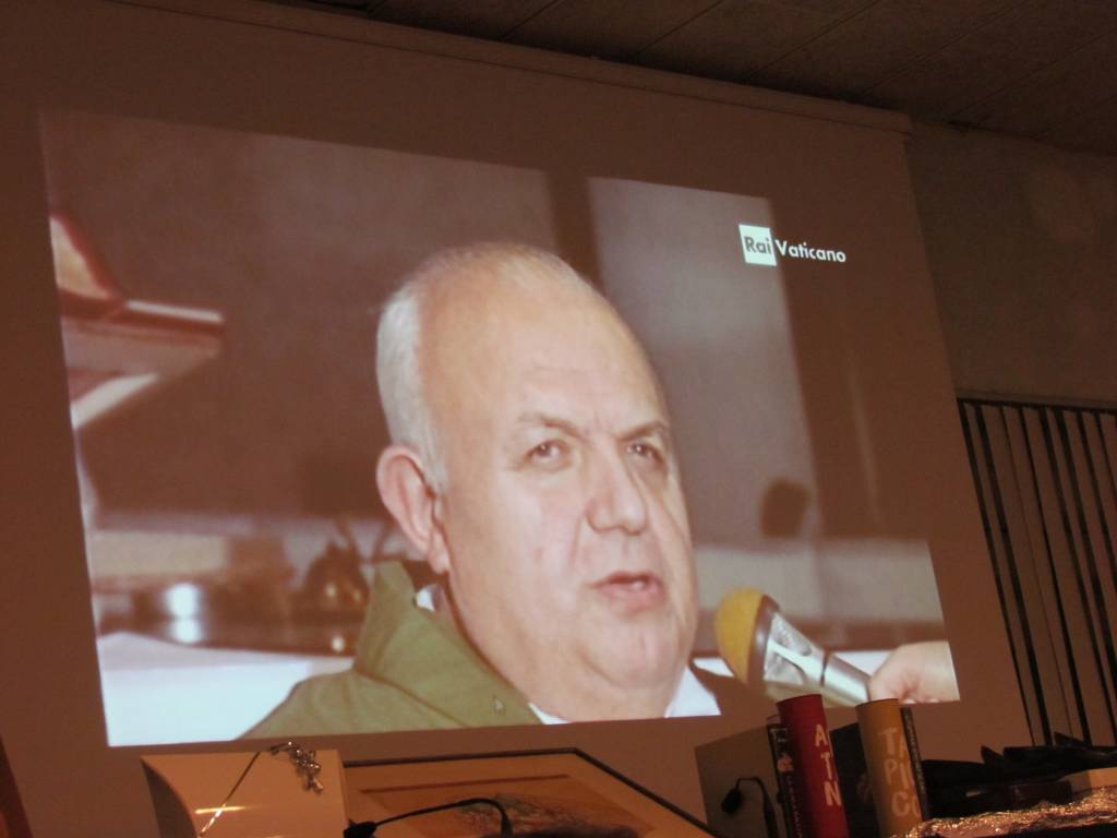 Una serata con Roberto Valbuzzi nel nome di Don Vittorione