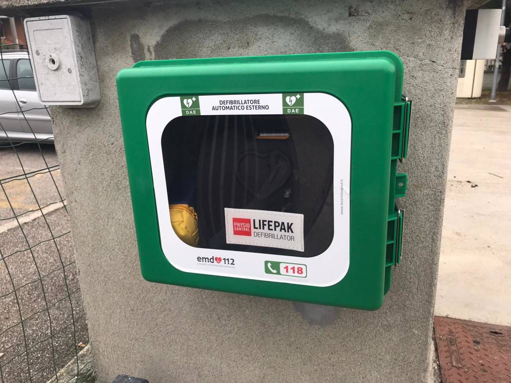 Defibrillatore al Parco degli Alpini 