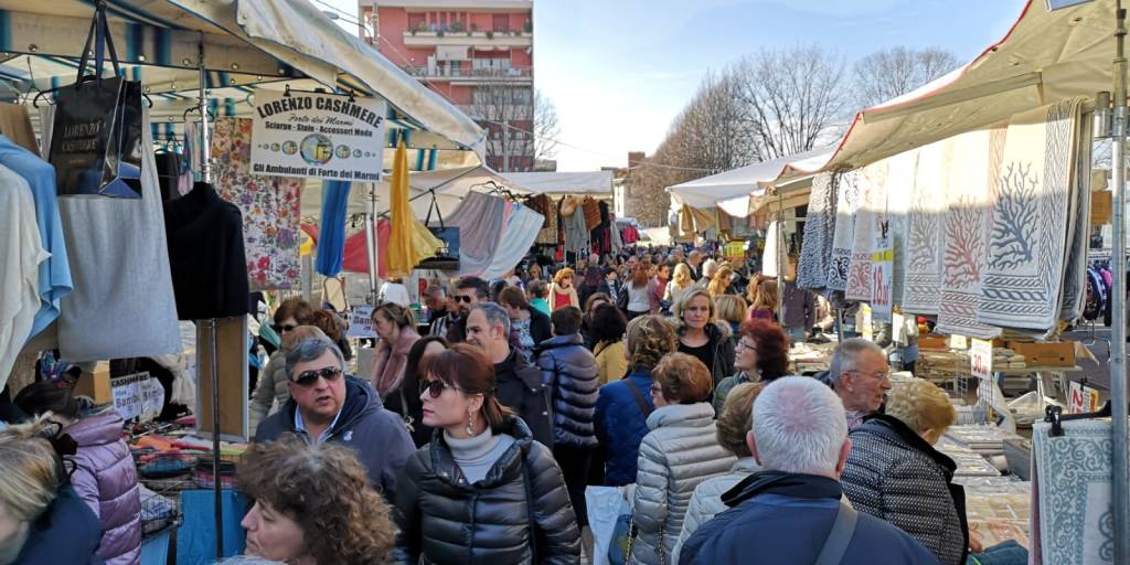 Gli Ambulanti di Forte dei Marmi® arrivano a Legnano - novembre 2019