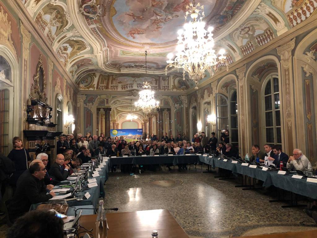 In molti in consiglio comunale per la cittadinanza a Liliana Segre 