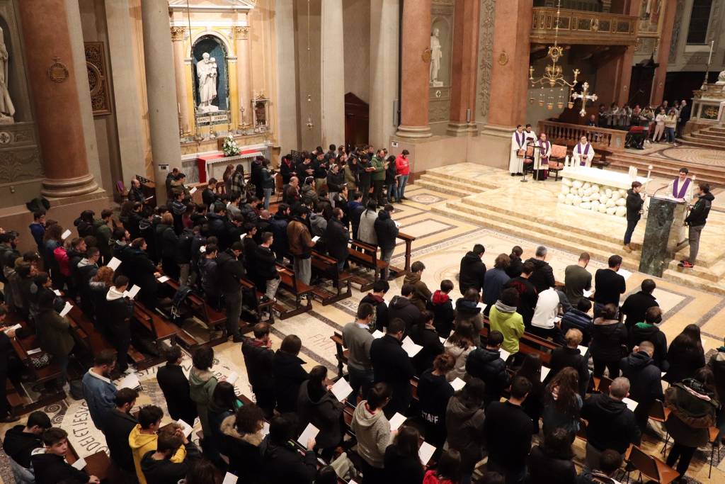 L'arcivescovo Delpini a Gallarate